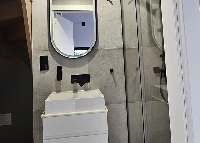 Osada Karkonosze Dziwiszow