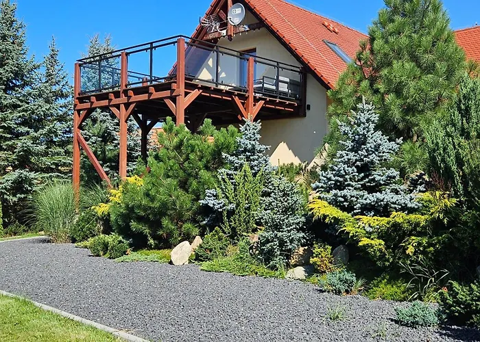 Guest house Osada Karkonosze Dziwiszow